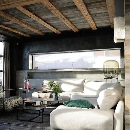 Lux Chalet In