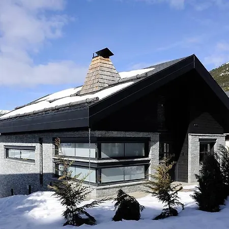 Lux Chalet In
